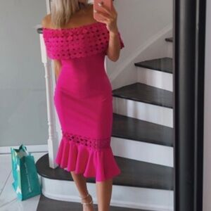 Beautiful, elegant pink maxi dress. This dress fits like a glove.